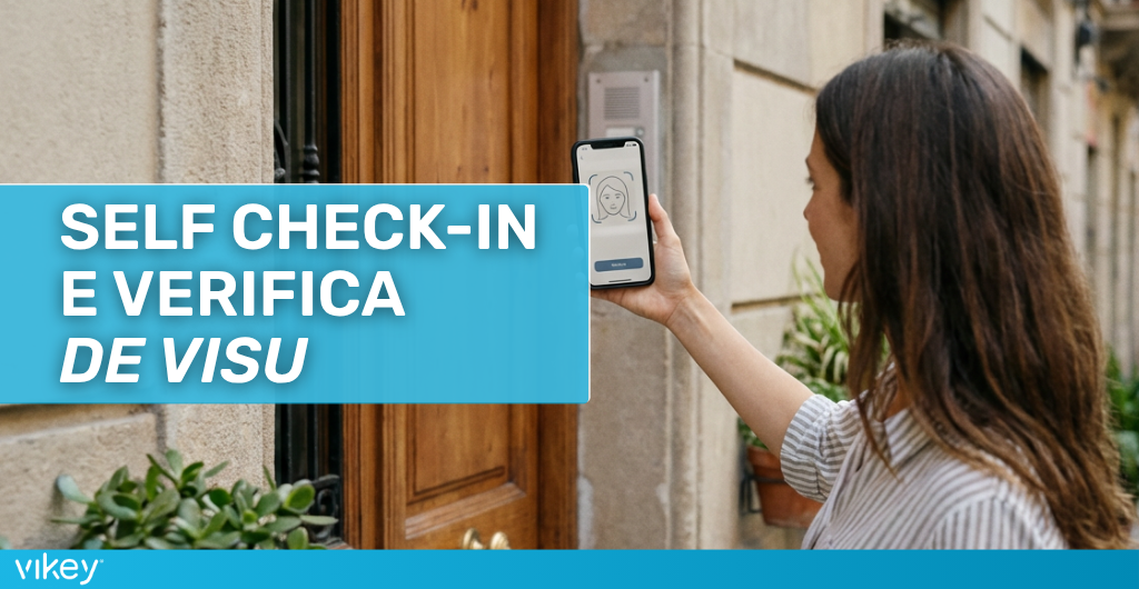 Self check-in con verifica de visu tramite smartphone davanti a una struttura ricettiva